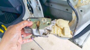 Is Your Honda Door Lock Actuator Broken? Here's How To Fix It! 2023